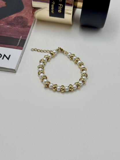 Χειροποίητο βραχιόλι με χάντρες φίλντισι και ανοξείδωτο ατσάλι