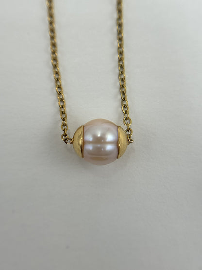 Χειροποίητο ατσάλινο κολιέ Peach Pearl με φυσικό μαργαριτάρι