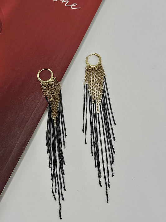 Statement σκουλαρίκια σε χρυσό-μάυρο χρώμα