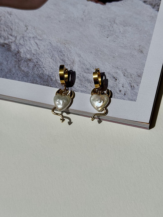 Σκουλαρίκια κρίκοι με καρδιά διαβολάκι