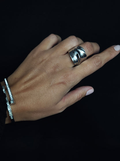 Textured chunky ring