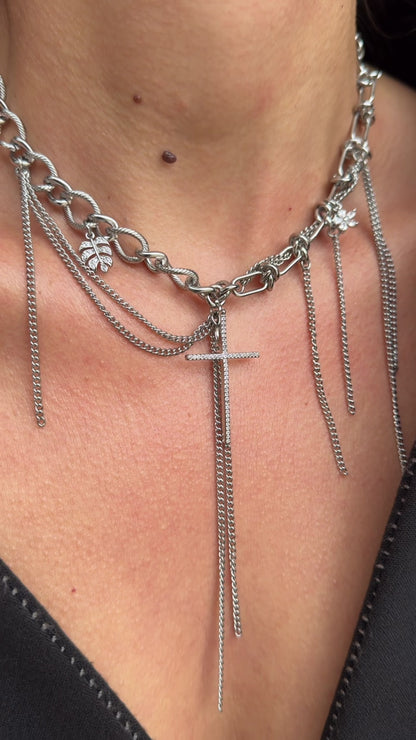 Ατσάλινο κολιέ με αλυσίδες και κρεμαστά μοτίφ